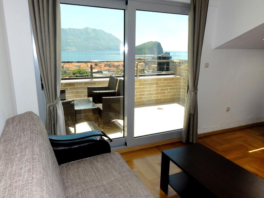 The Old Town Terrace Apartment