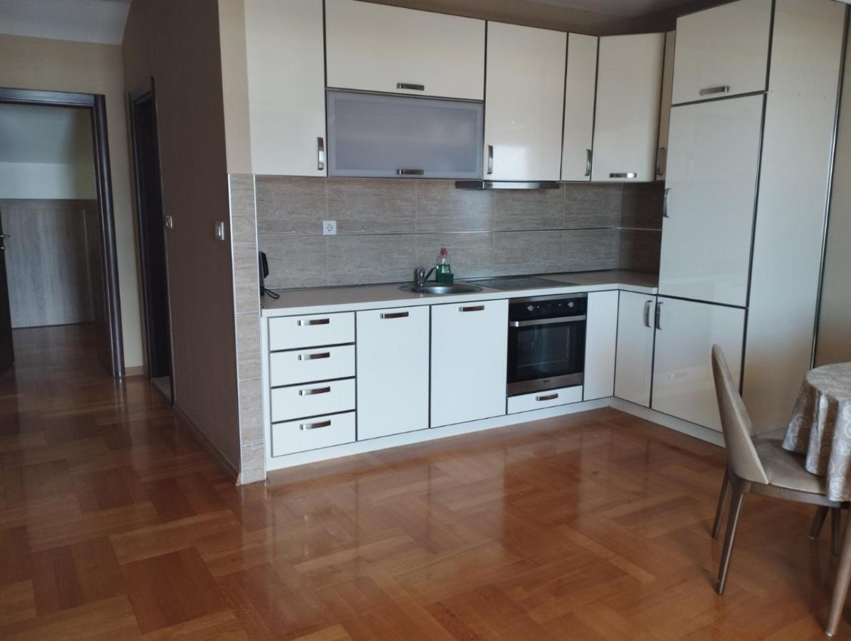 The Old Town Terrace Apartment *
